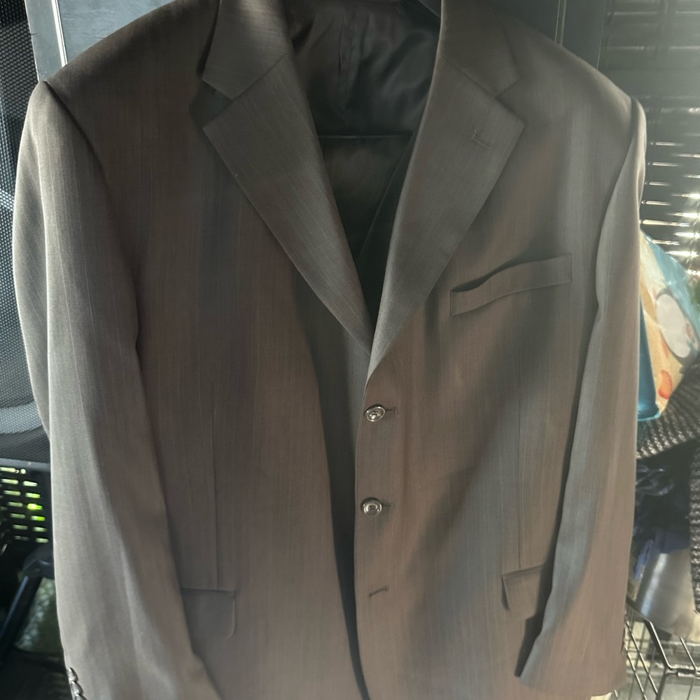 Paolo Giardini Brown Stripped suit Men 3 piece Coat, Vest and Slacks.